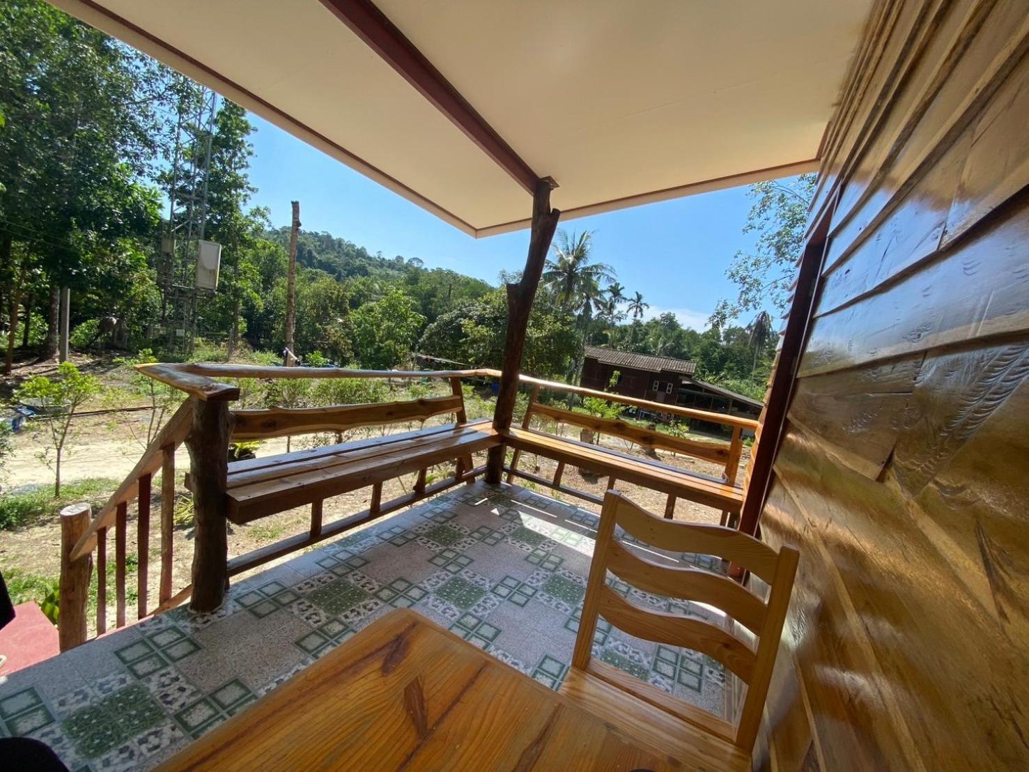 Baan Panseng Bungalow Ko Kut Luaran gambar