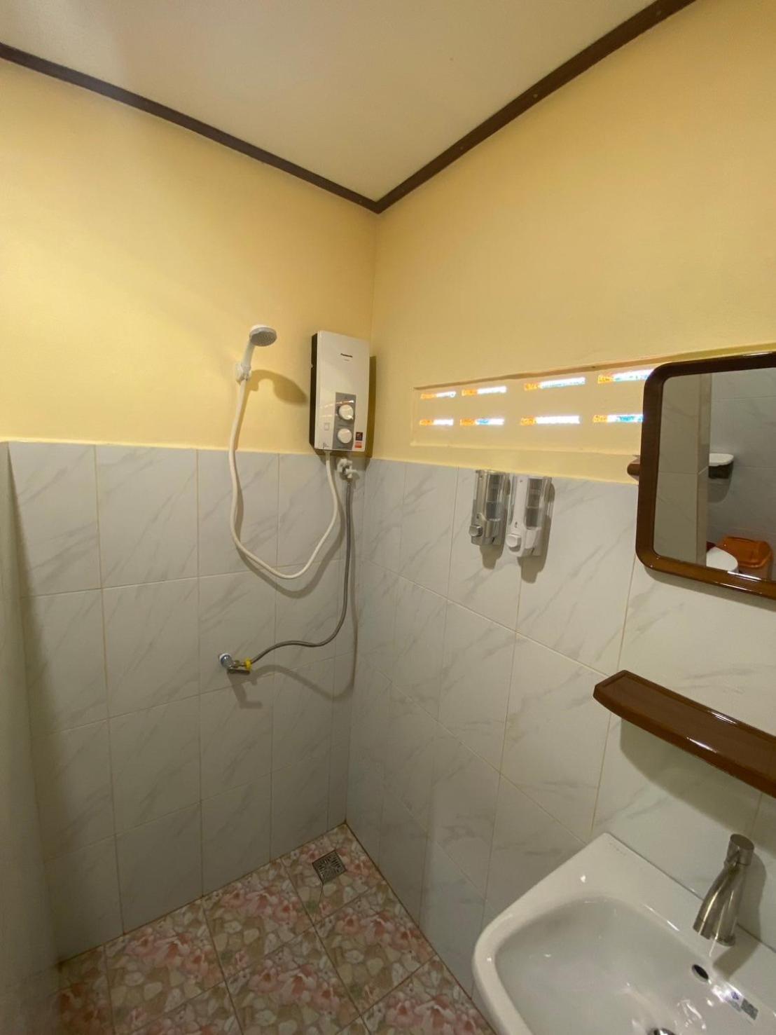 Baan Panseng Bungalow Ko Kut Luaran gambar